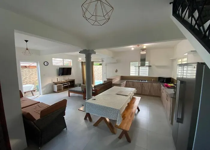 3 Bedroom Private Villa In Calm Area