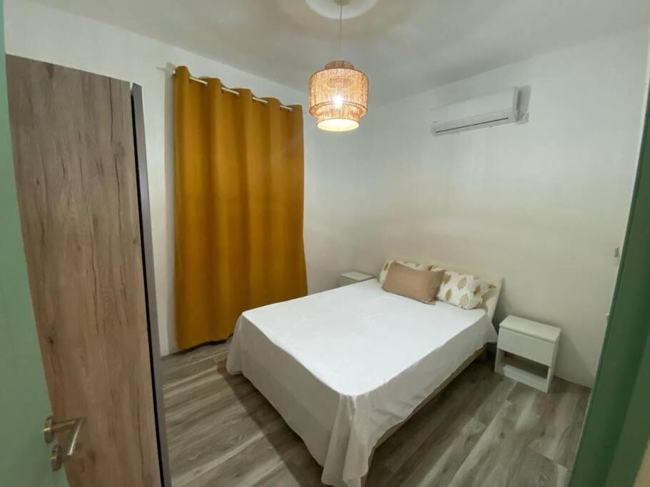3 Bedroom Private In Calm Area Grand Bay